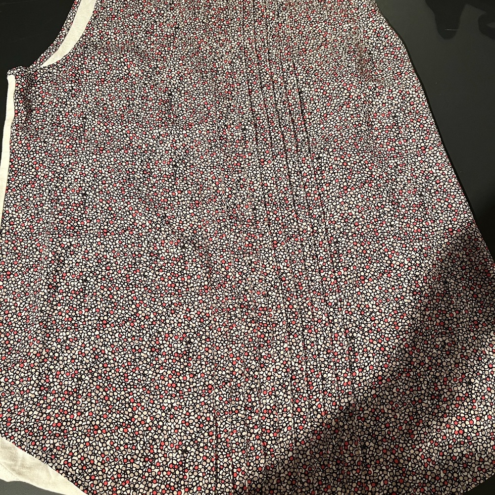 Ann Taylor small sleeveless blouse